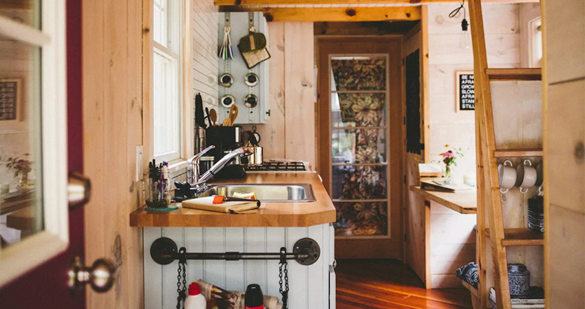 13 Michigan Airbnbs Perfect for a Cozy Winter Getaway